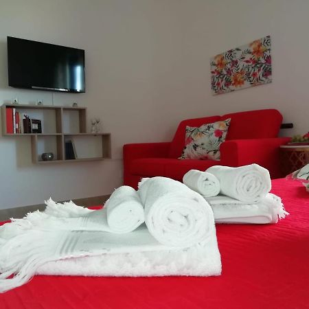 La Casetta Del Gatto Giroan Apartment ปาแลร์โม ภายนอก รูปภาพ